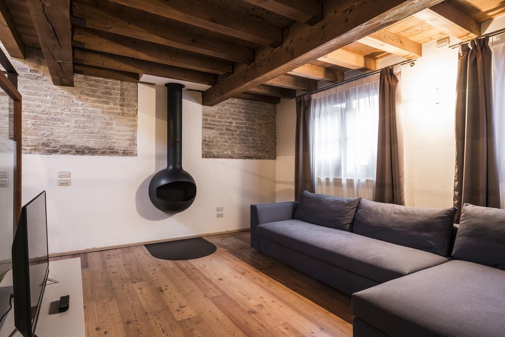 Myplace Sant'Agostino Apartment 트레비소 외부 사진